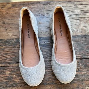 Lucky Brand grey flats size 8